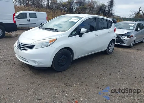 2015 Nissan Versa Note S (Sr)/S Plus/Sl/Sr/Sv z USA, uszkodzony, nr VIN 3N1CE2CP1FL427270